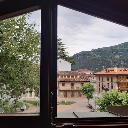 Hotel La Plaza Proaza Dış mekan fotoğraf