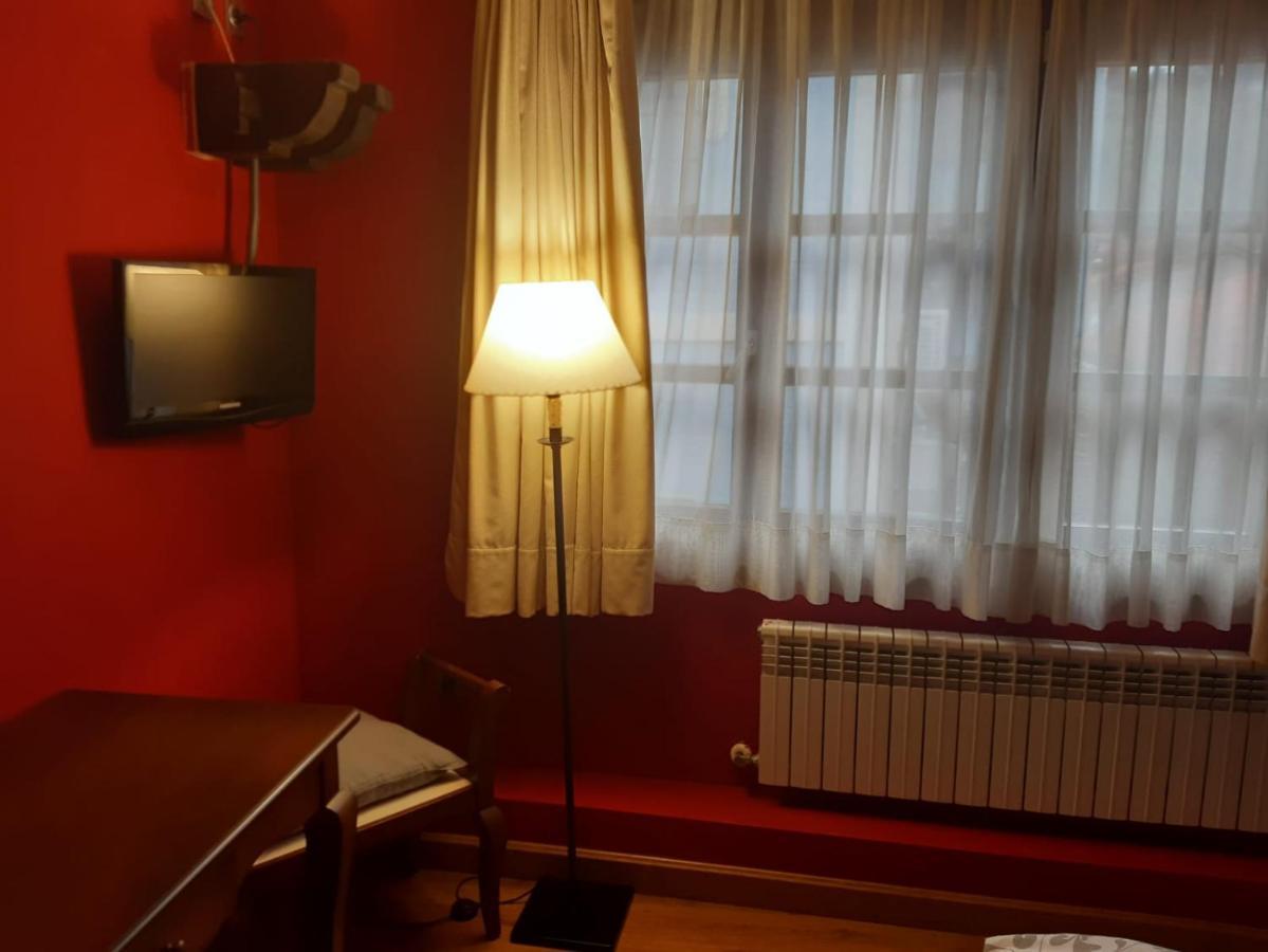 Hotel La Plaza Proaza Dış mekan fotoğraf