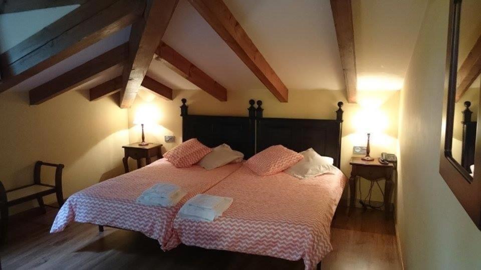Hotel La Plaza Proaza Dış mekan fotoğraf